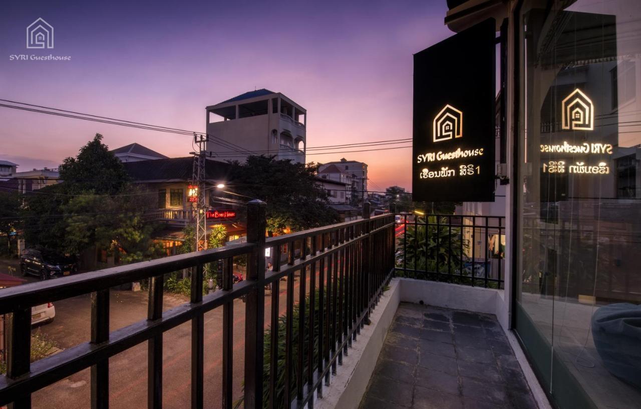 Syri Boutique Guesthouse Restaurant & Cafe Vientiane Exterior photo
